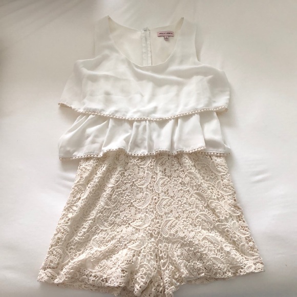 Cream romper - Picture 1 of 4